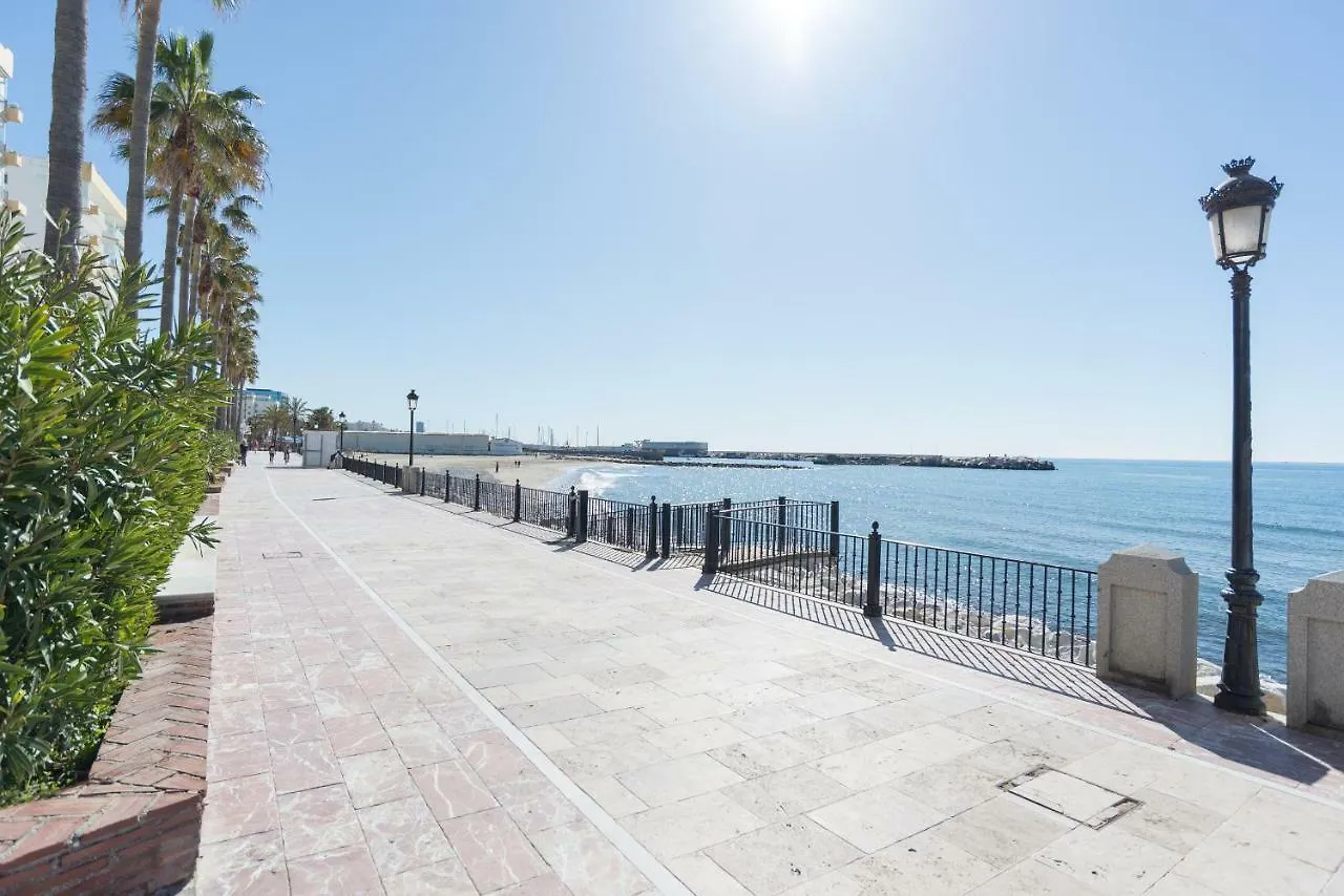Tgh/ Marbella Beachfront And Center Apartamento