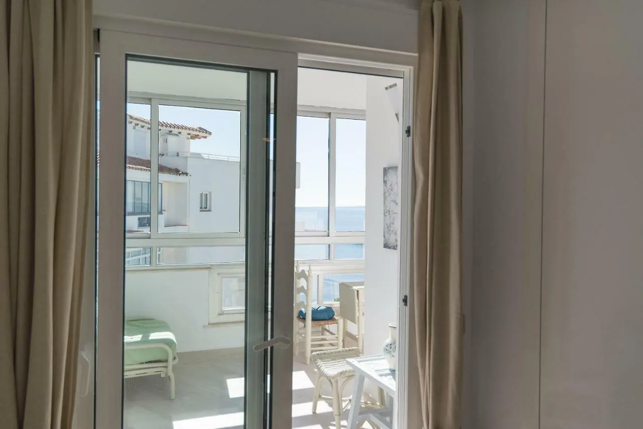 Tgh/ Marbella Beachfront And Center