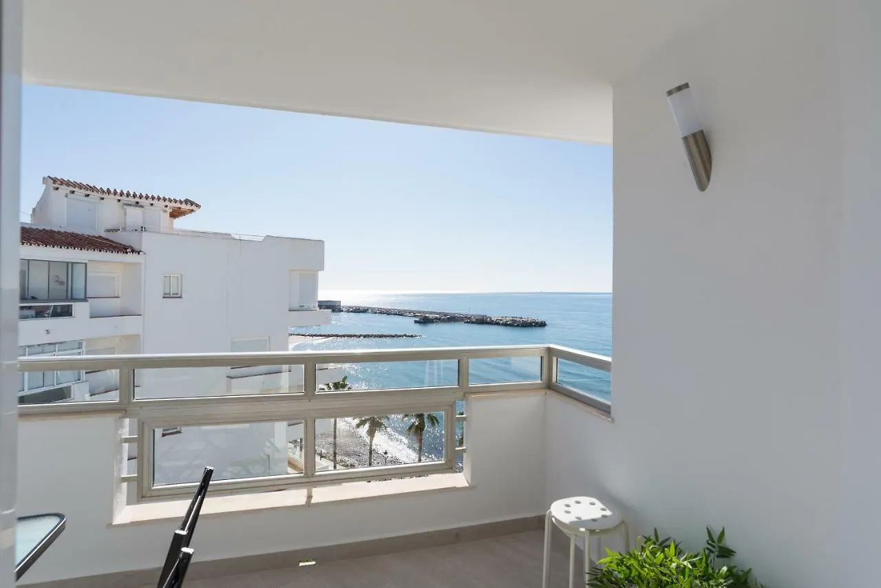 Tgh/ Marbella Beachfront And Center 0*,