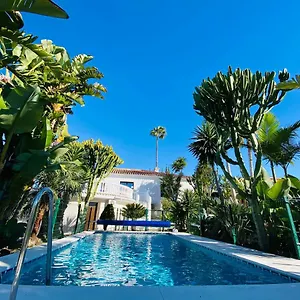 Studio-near The Beach, Bbq And Seawater Pool Apartamento
